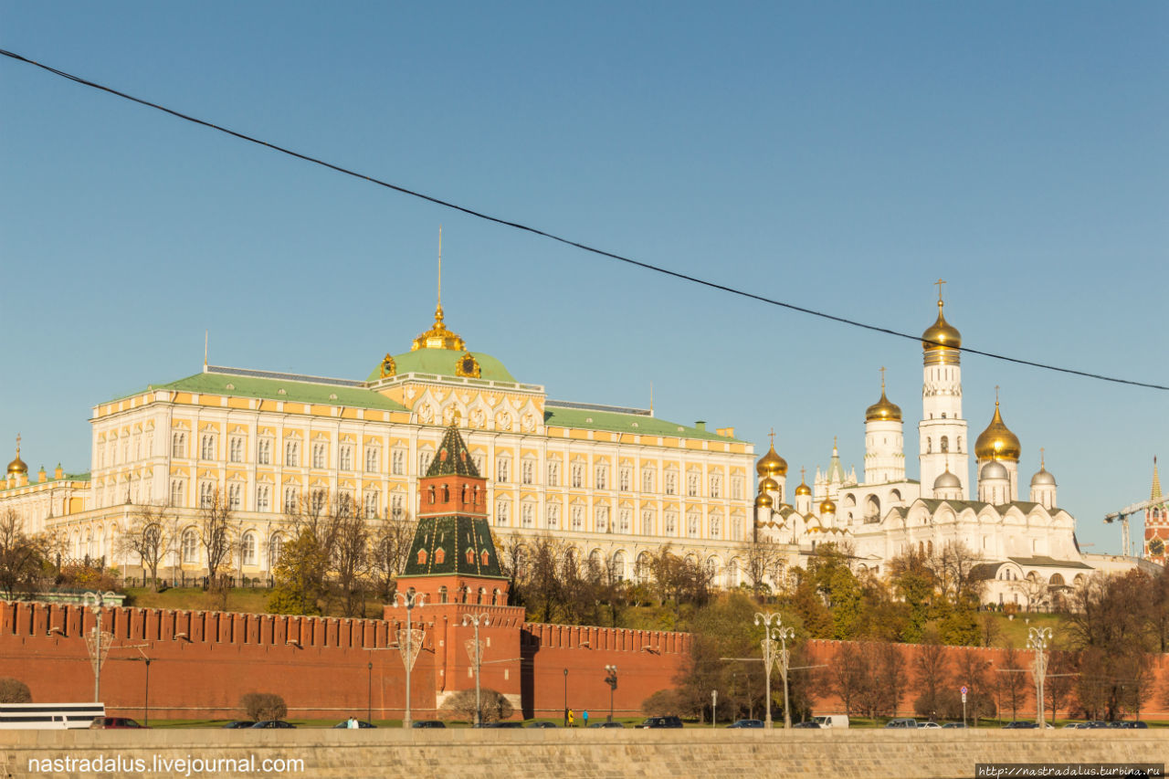 Неописуемая красота, которая усиливается в солнечный день: Москва, Россия