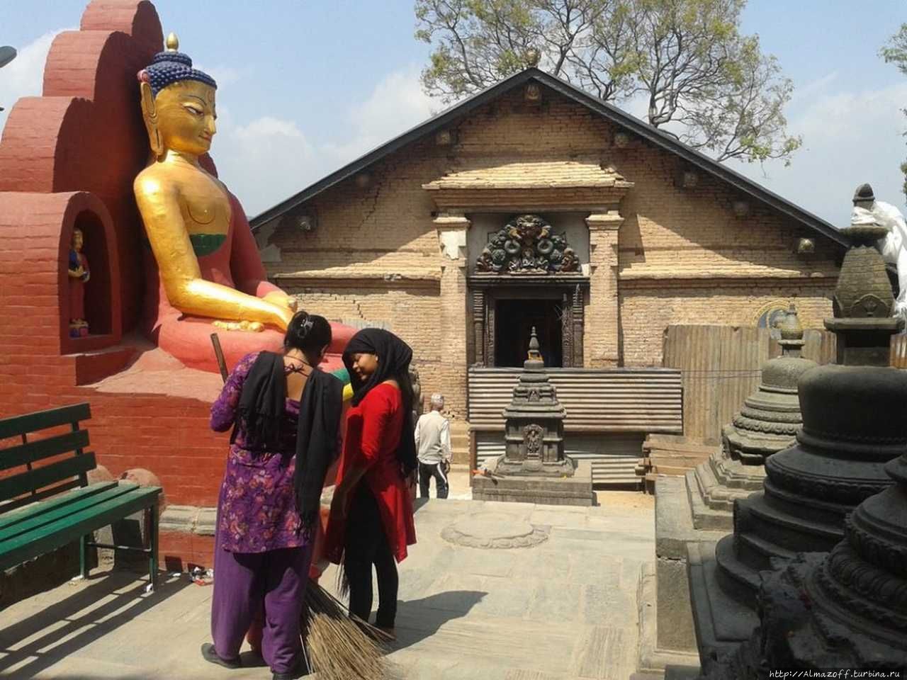 храм Шантипур Катманду, Непал