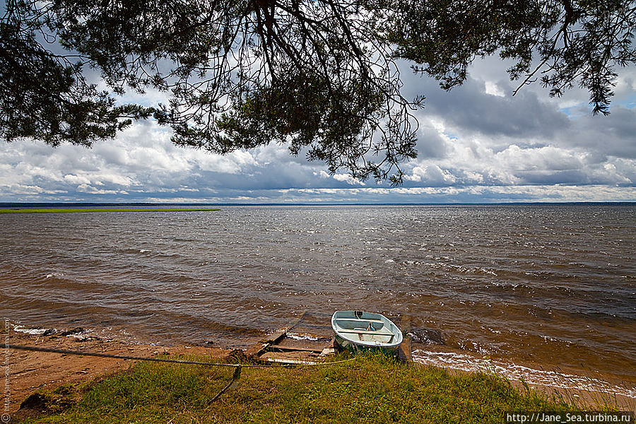 Лекшмозеро у Рыбацкой избы Морщихинская, Россия