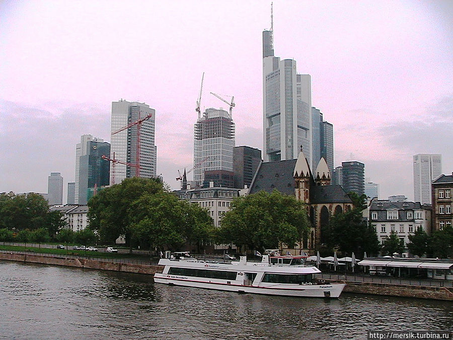 Смотровая площадка вКауфхоф Франкфурт-на-Майне, Германия
