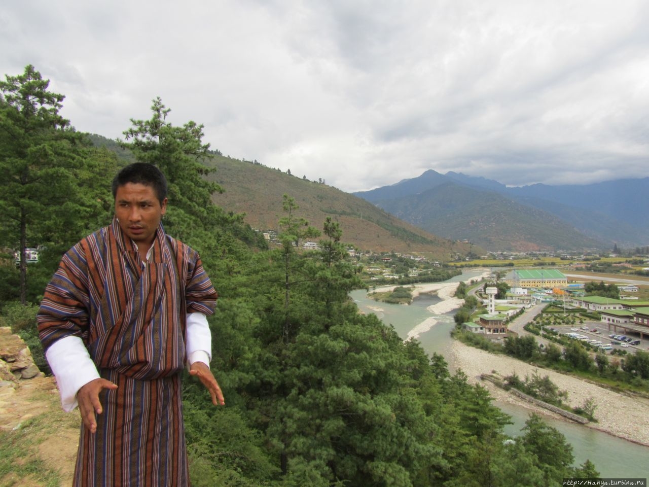 Дорога в Паро и размышления о миграции и глобализации. Ч.70 Паро, Бутан