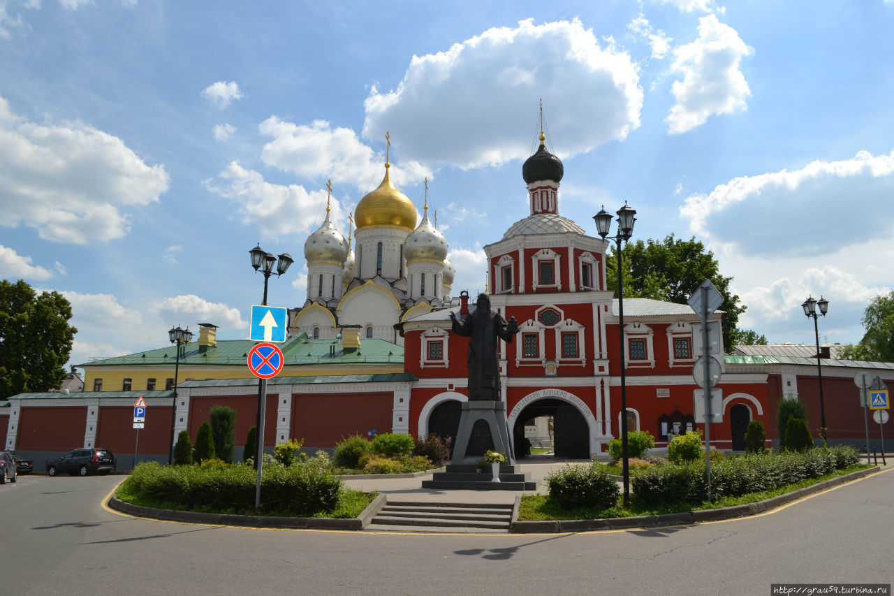 Памятник святителю Алексию Москва, Россия