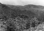 Старая фотография монастыря Огмин Линг (Фугоу Сы), Лицзан, Юньнань.