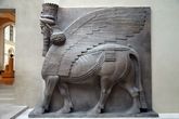 Асирийский крылатый бык, также именуется Шеду.