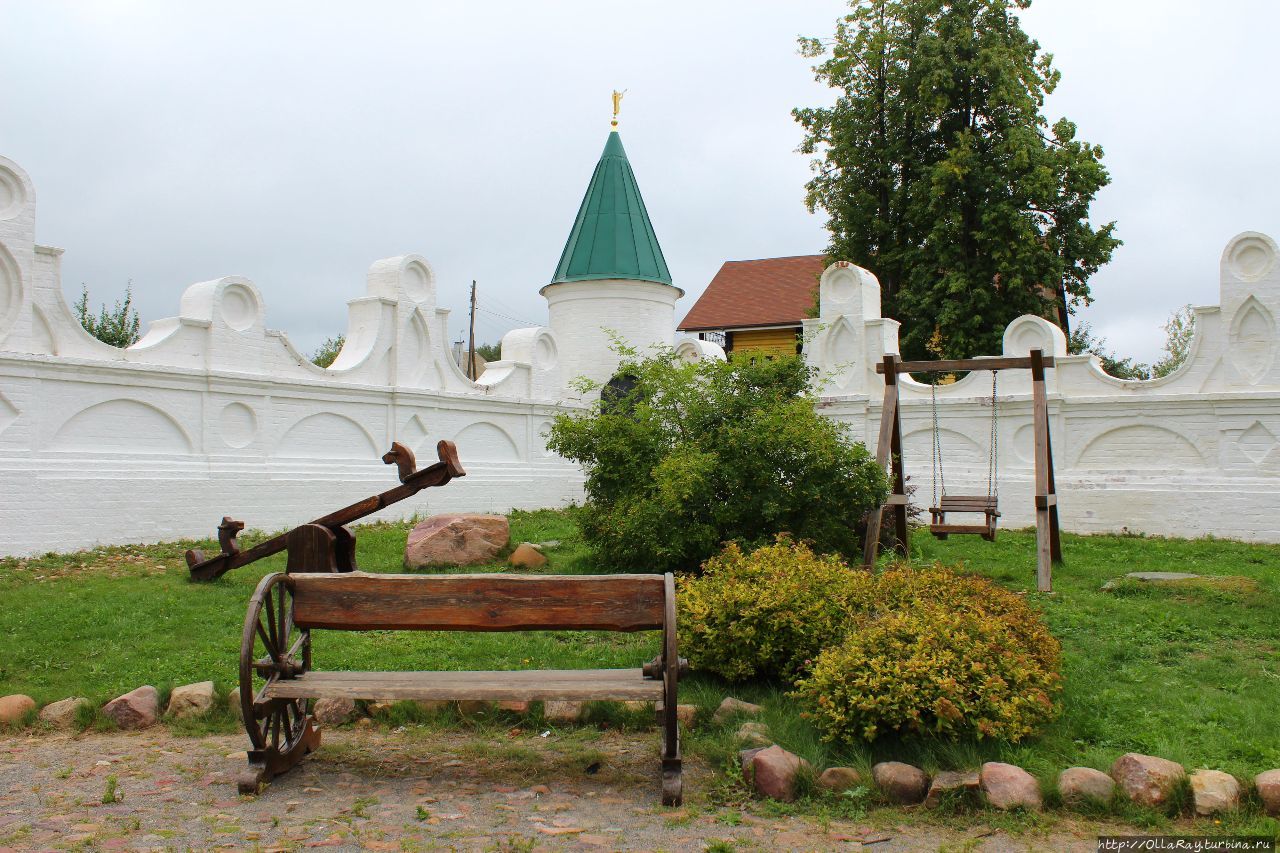 Катунки. В поисках платья (заметки на полях). Катунки, Россия