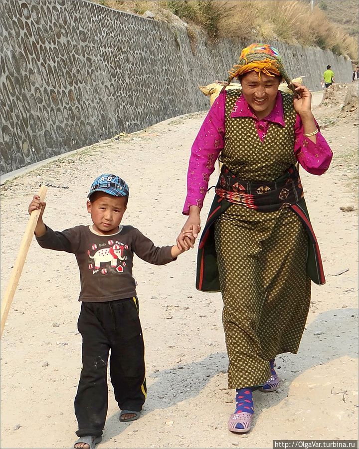 Тибетские мотивы Сябру Беси Сябру Беси, Непал