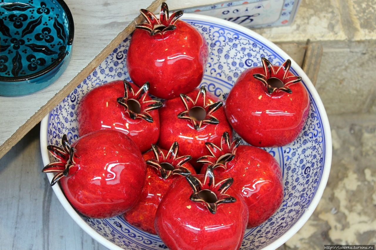 Пальмы, гранат, лилия Израиль Пальмы, гранат, лилия Израиль