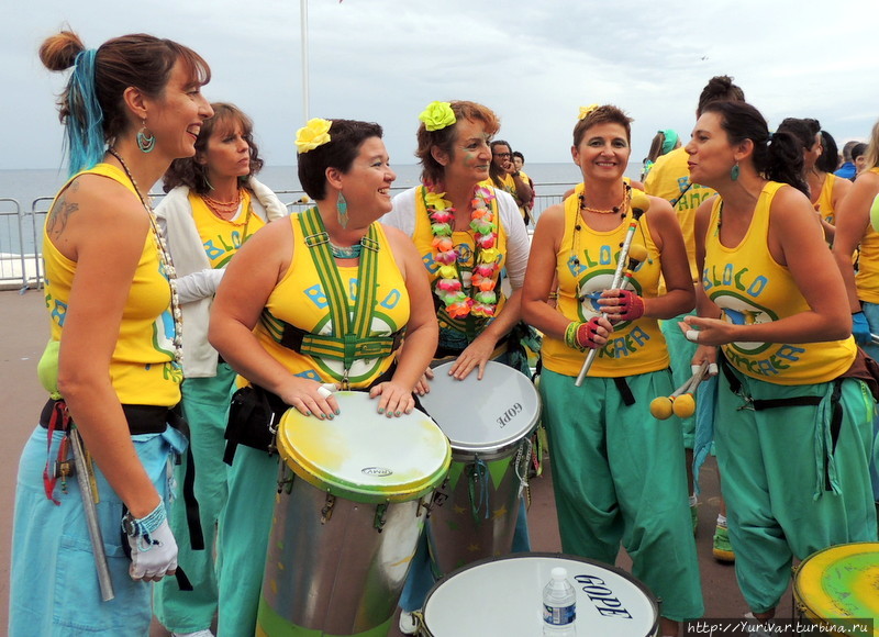Бразильцы — самые веселые люди на свете. Сами и спортсмены, сами радуют и себя, и окружающих! Ницца, Франция