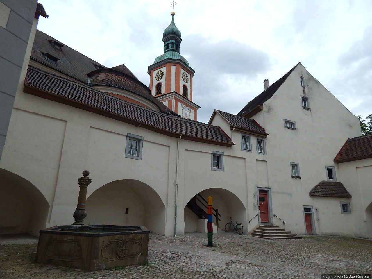 Тингенский замок, где сейчас находится налоговая Вальдсхут-Тинген, Германия