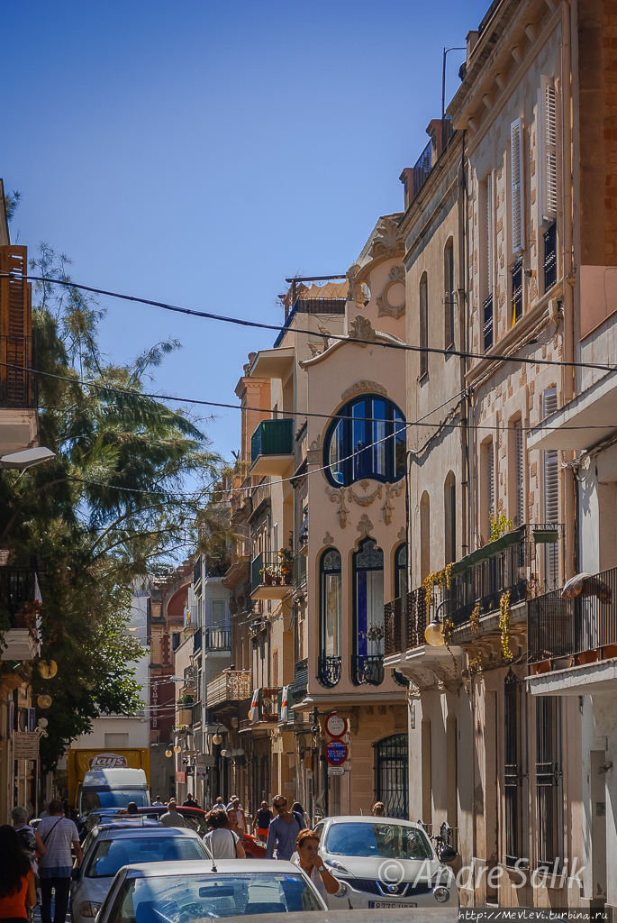 Август. Ситжес Ситжес, Испания