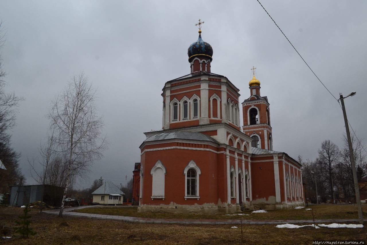 Преображенская церковь Михнево, Россия