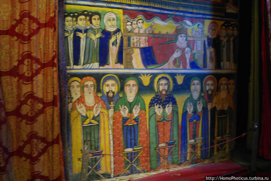 Внутри церкви Марии Сионской