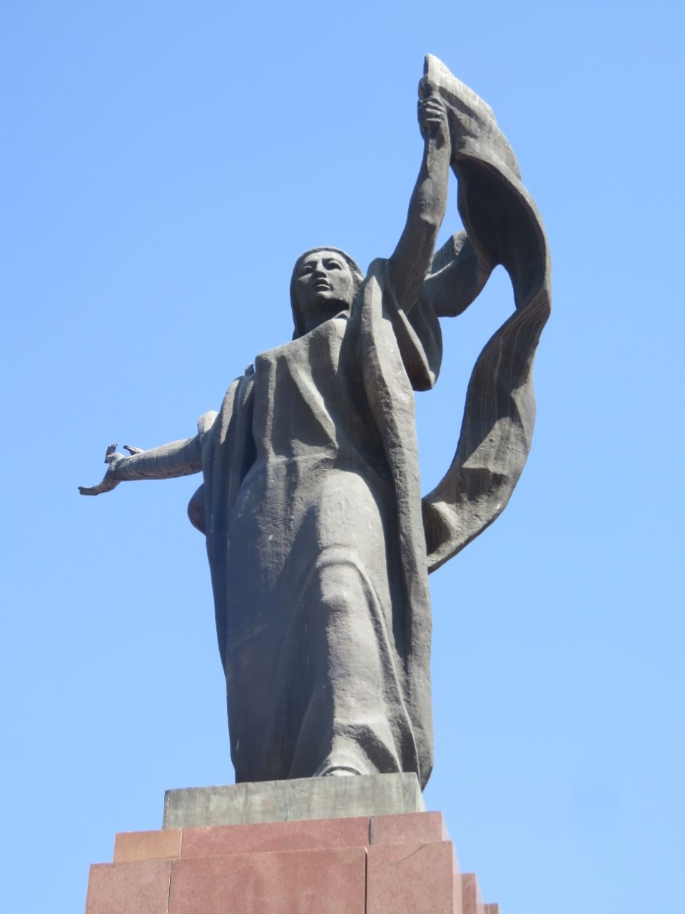 Площадь борцам революции Бишкек, Киргизия