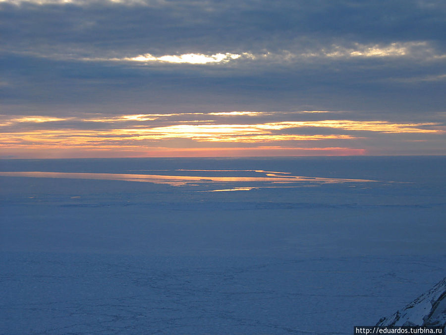 Аляска невооруженным взглядом.  Берингов пролив. Остров Ратманова, Россия