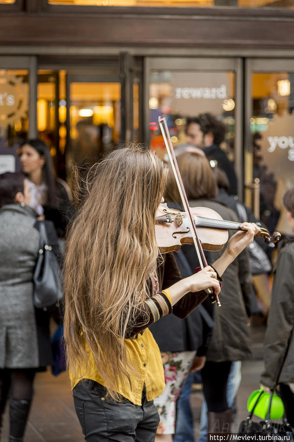 Вокруг  HARRODS Лондон, Великобритания