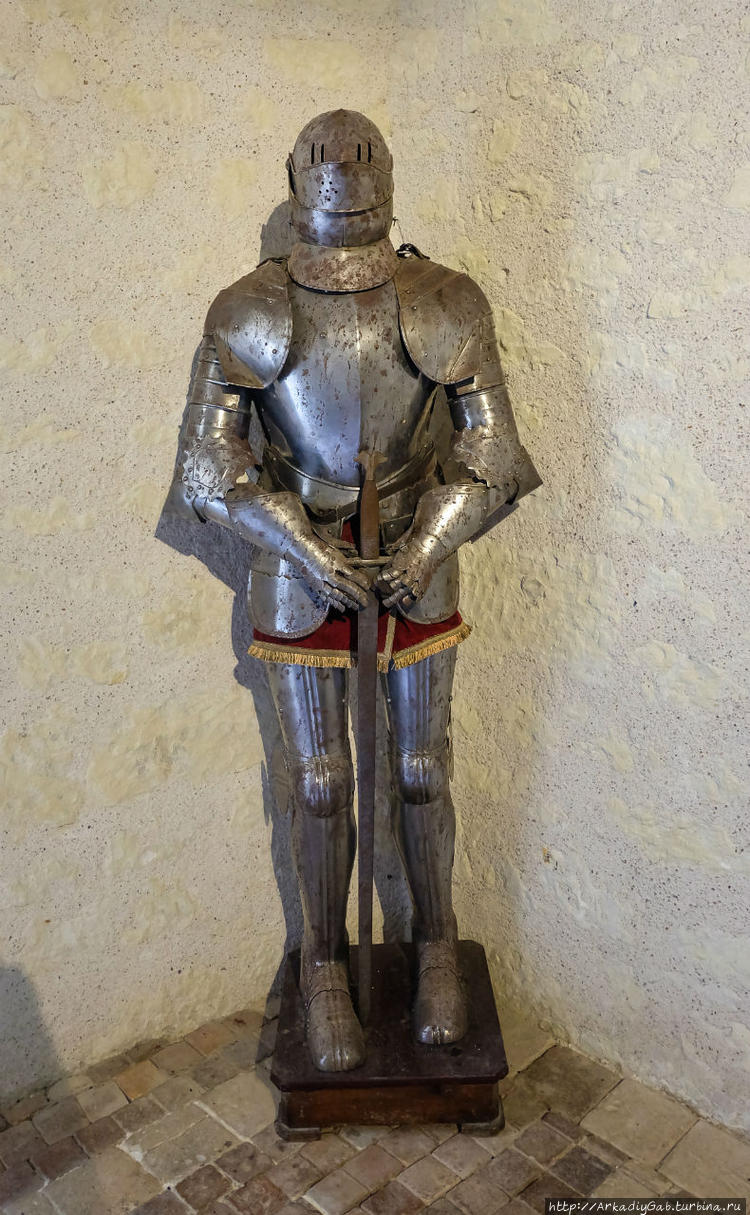 А этот бедолага, видимо, 