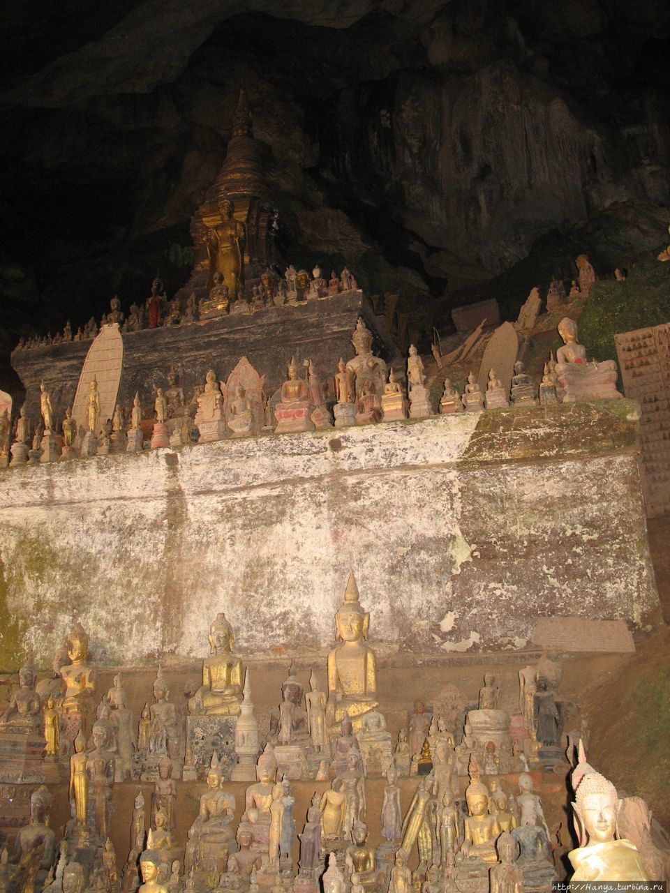 Нижняя пещера Пак-У Луанг-Прабанг, Лаос