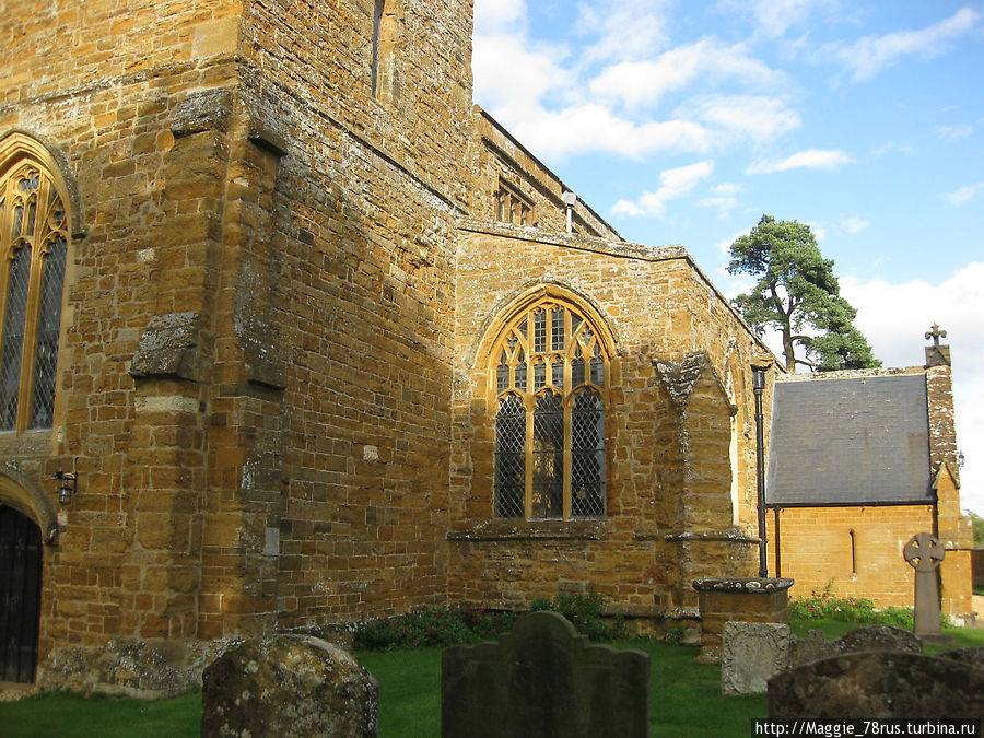 Брингтонская церковь — самая известная в США англ. церковь Нортхемптон, Великобритания