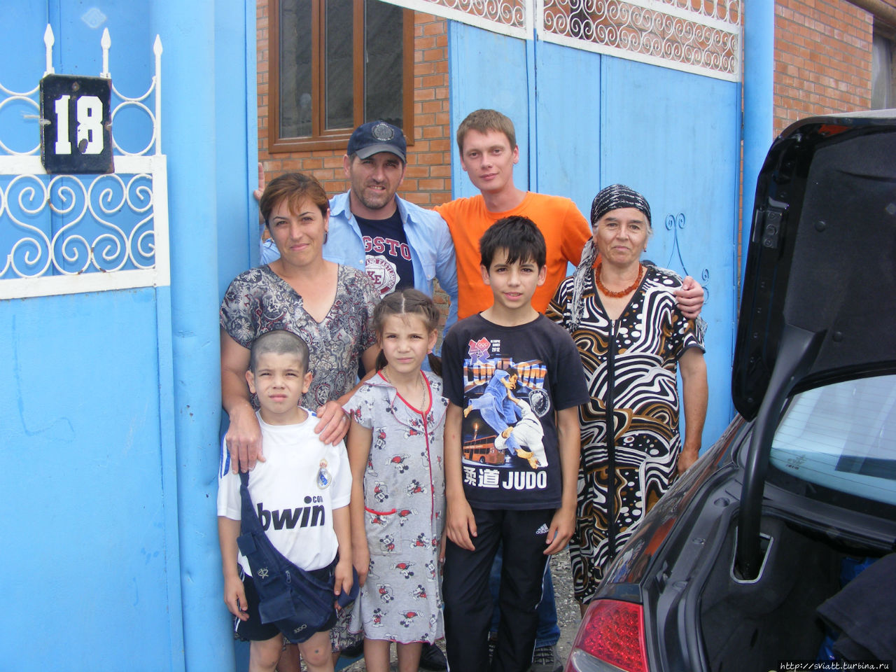 Гостеприимная Чеченская семья Россия