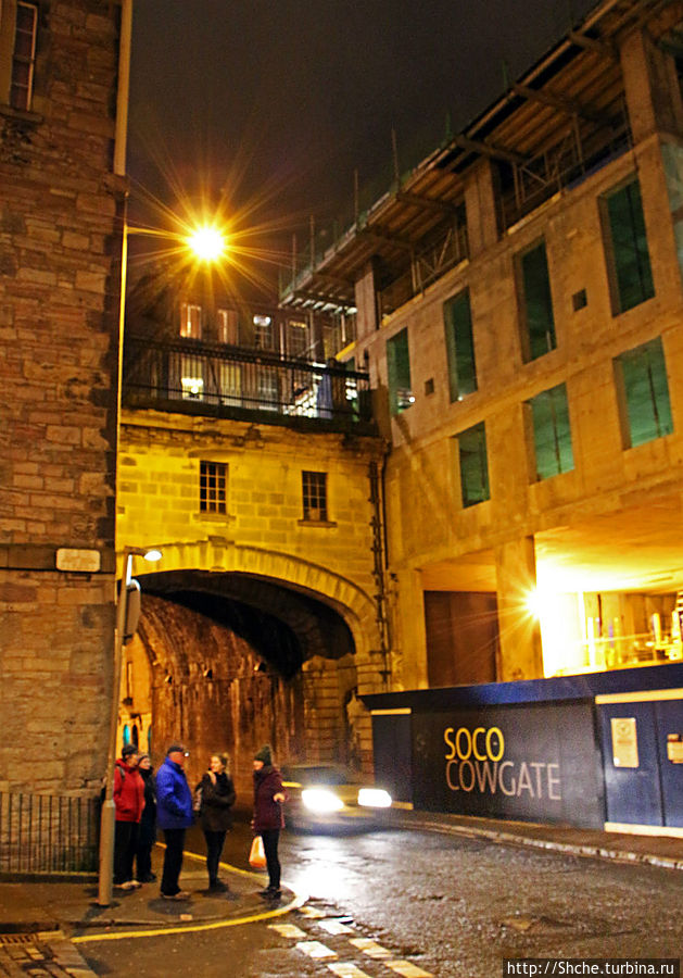 на этой улице находился наш отель