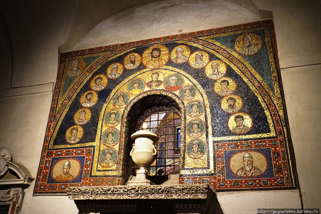Базилика Санта Прасседе Рим, Италия