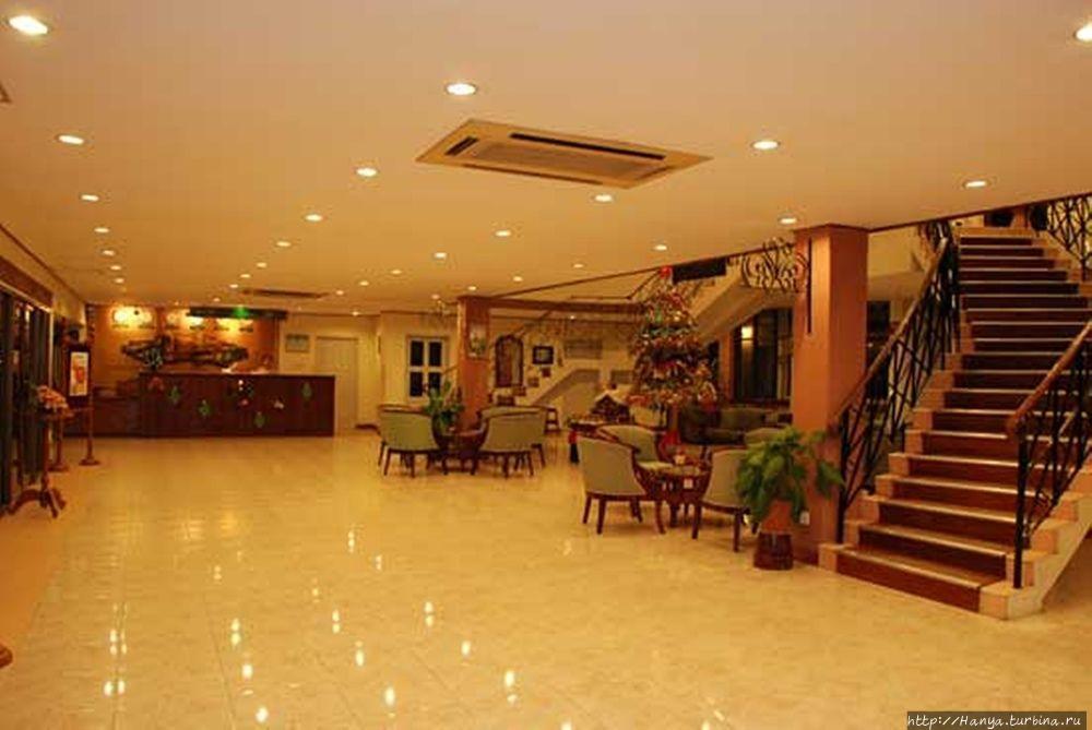 Отель Mandalay Swan Hotel