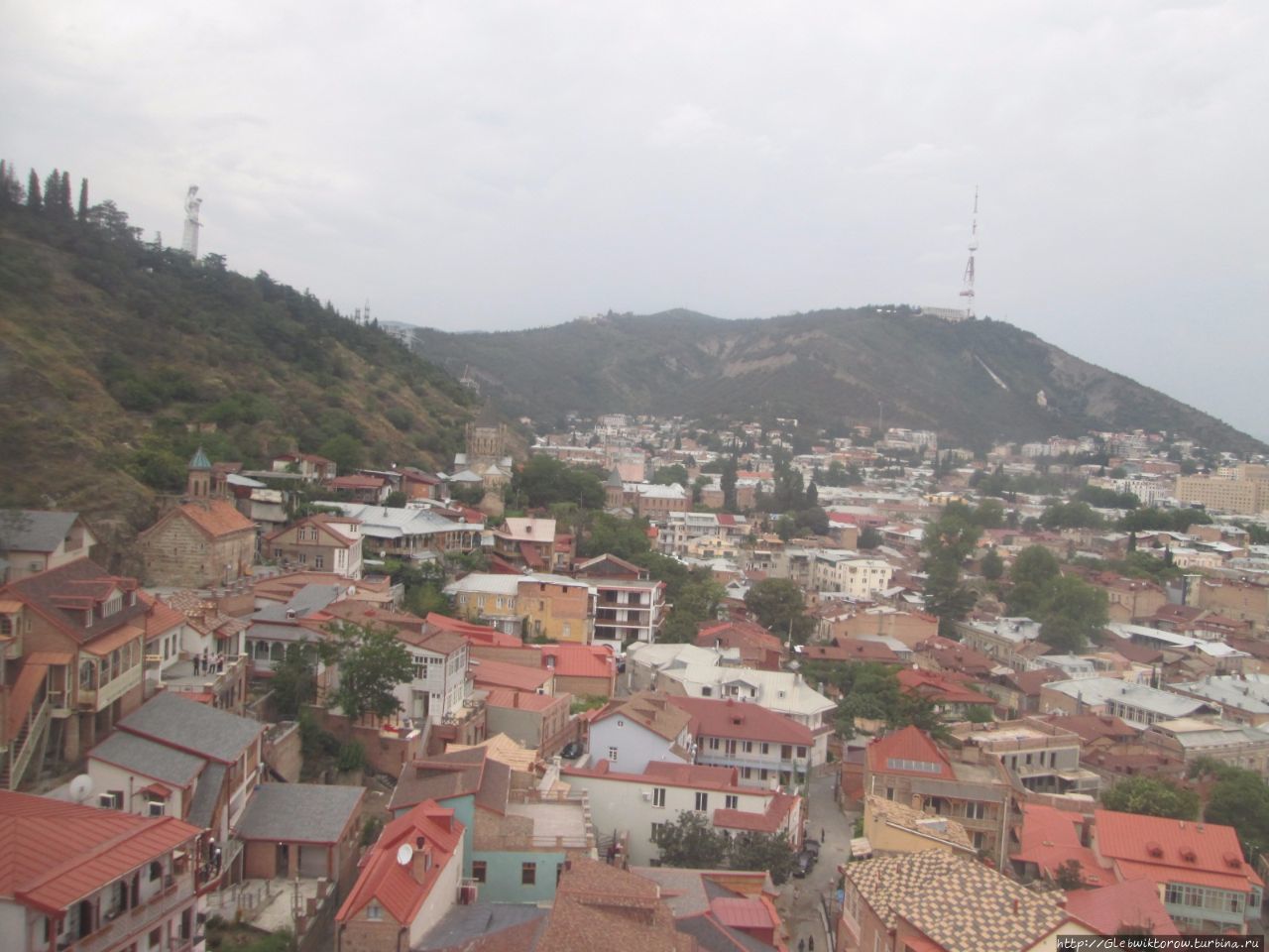 Канатная дорога от парка Европы до крепости  Нарикала Тбилиси, Грузия