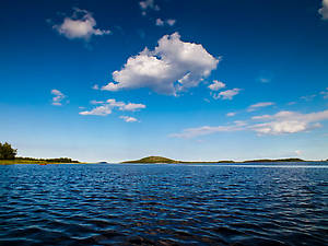 впереди о. Южный Кильяк