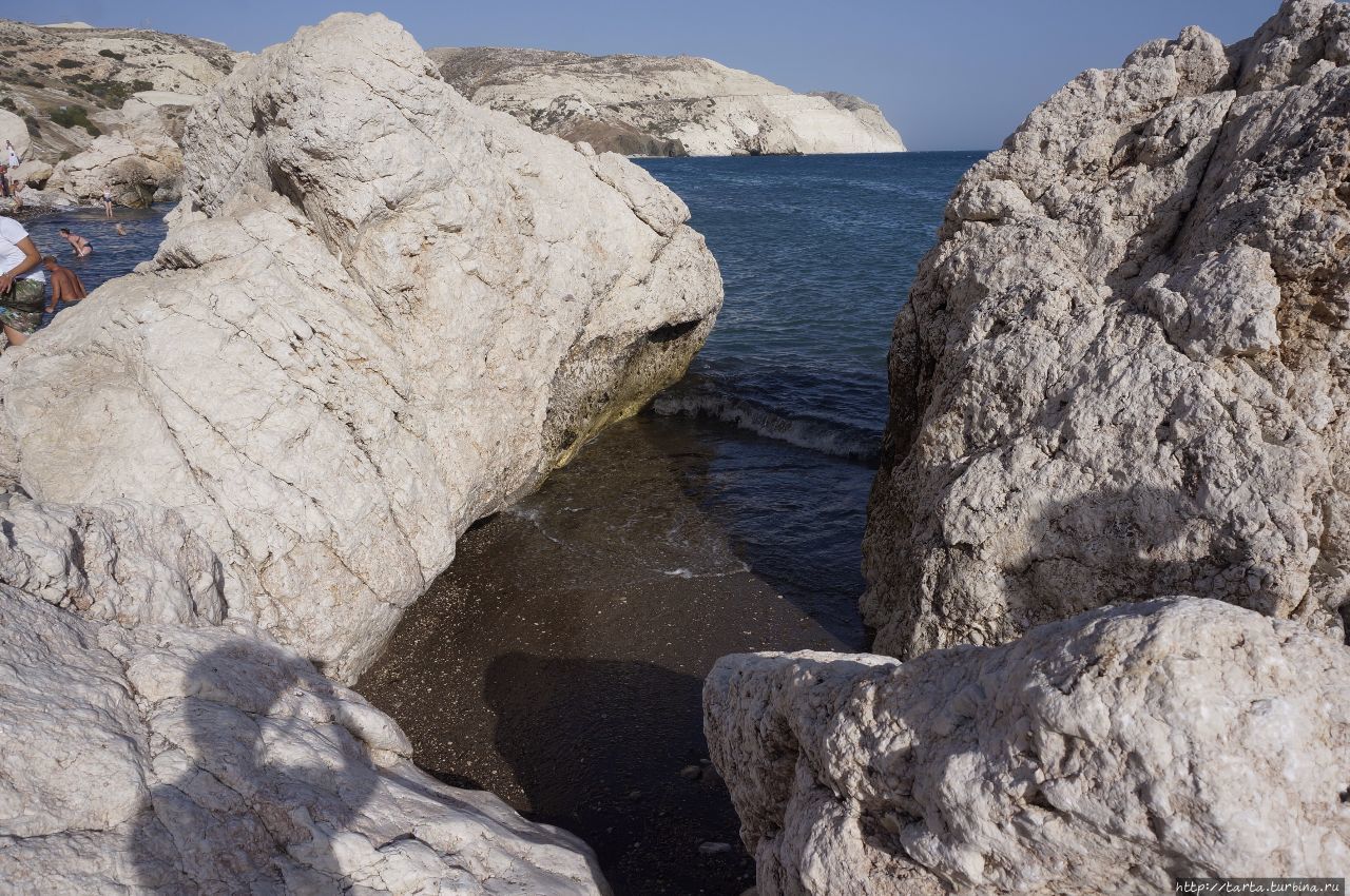 Рожденная из пены морской Афродита Скала Афродиты, Кипр