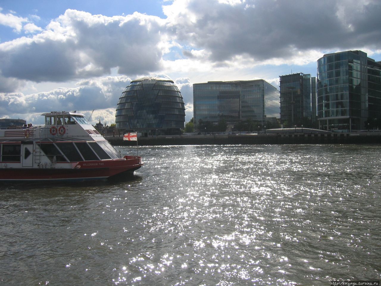 Набережная Темзы в Лондоне Лондон, Великобритания