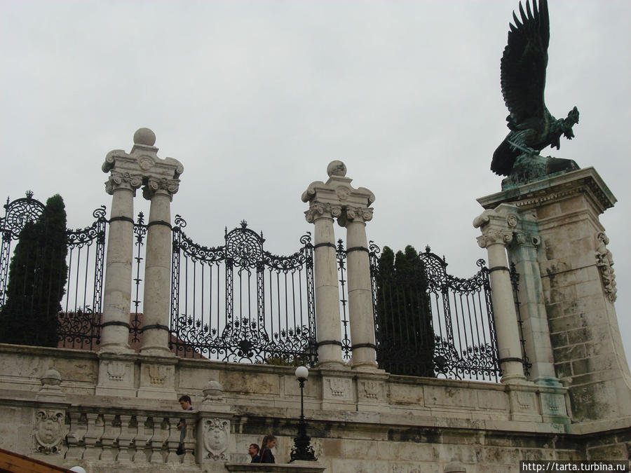 Ограда дворца Будапешт, Венгрия