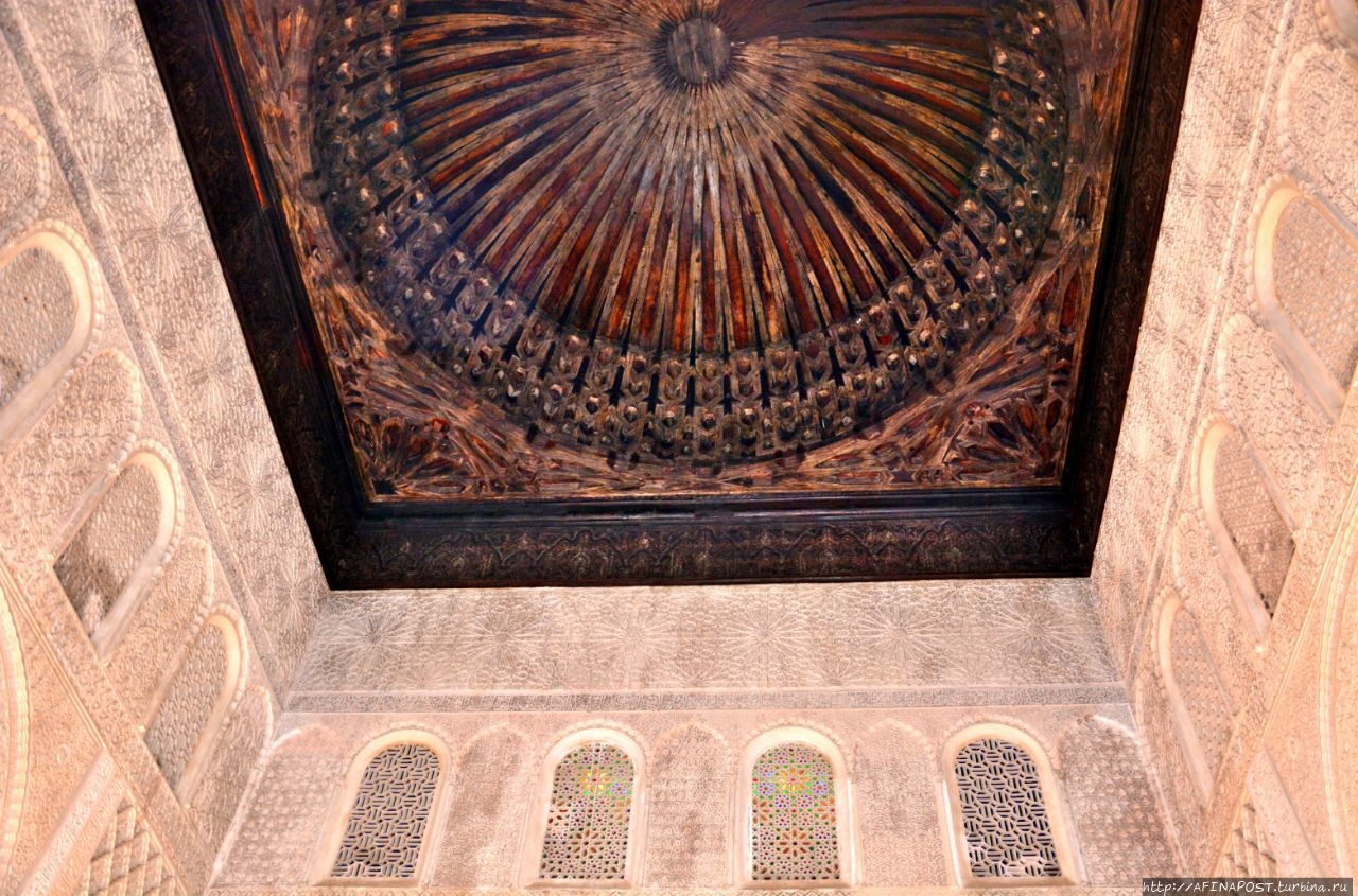 Медресе Бу Инаниа Фес, Марокко