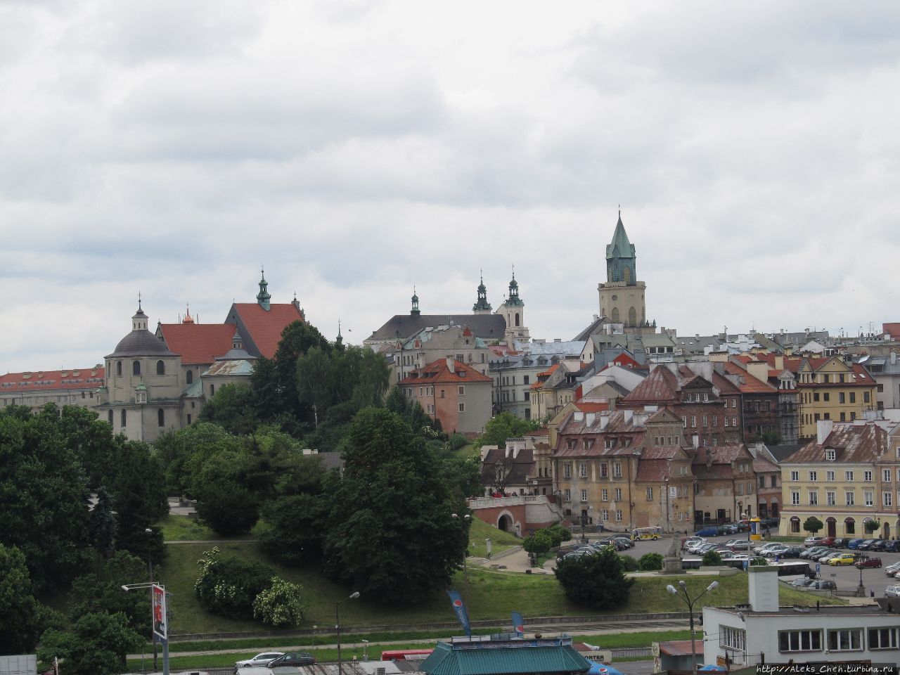 Вид на старый город со стороны горы Чвартек Люблин, Польша