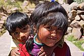 А еще рождаются не менее красочные дети. Цветы жизни по перуански.