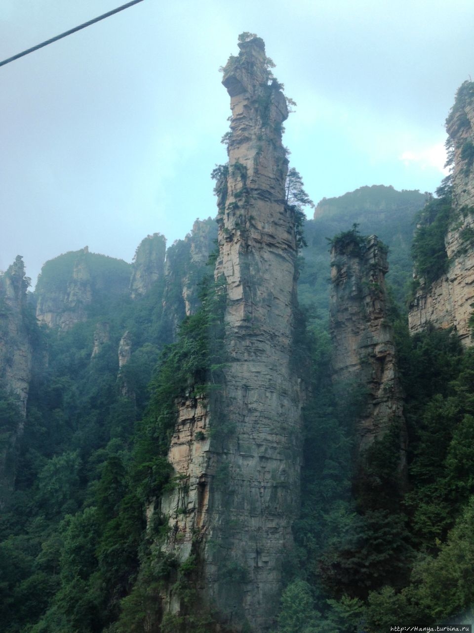 Фуникулер Tianzi Mountain Чжанцзяцзе Национальный Лесной Парк (Парк Аватар), Китай