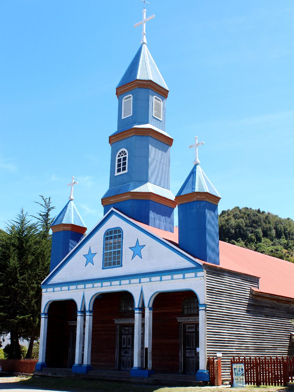 Церковь Святой Богоматери в посёлке Тенаун Тенаун, Чили