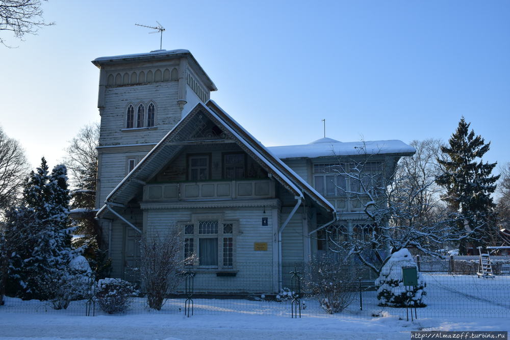 Рижское взморье сосны. Рижское взморье. На рижском взморье воздух свеж. Рижское взморье закат. На рижском взморье воздух.
