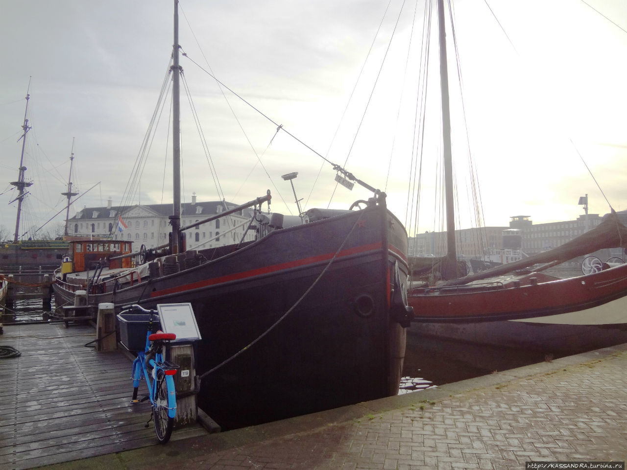 Ауде-Зёйде в Амстердаме. Корабли в моей гавани Амстердам, Нидерланды
