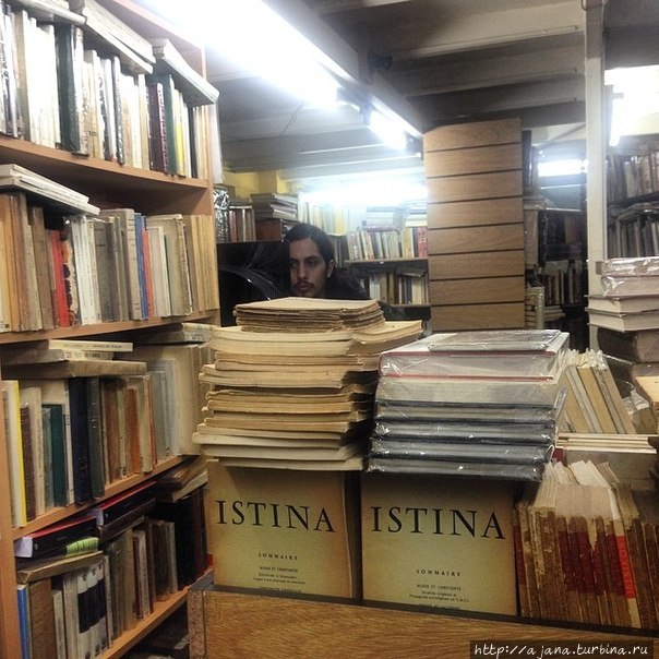 Истина где — то рядом. Магазин книг в Буэнос — Айресе Буэнос-Айрес, Аргентина