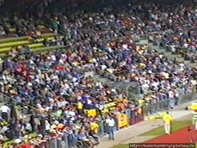 На стадионе в Карлсруэ во время Зигера Карлсруэ, Германия