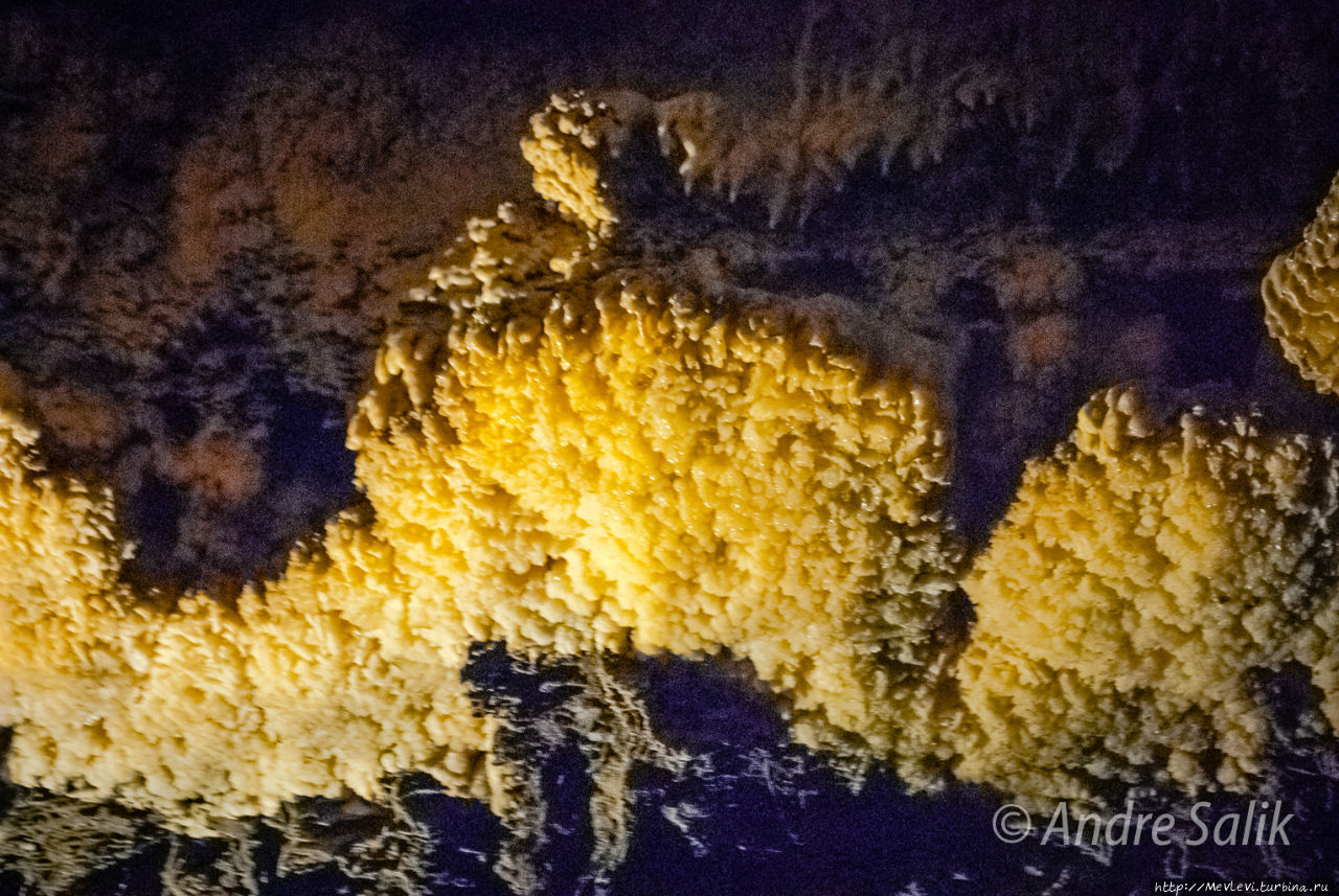 Пещера Али-Садр Керманшах, Иран