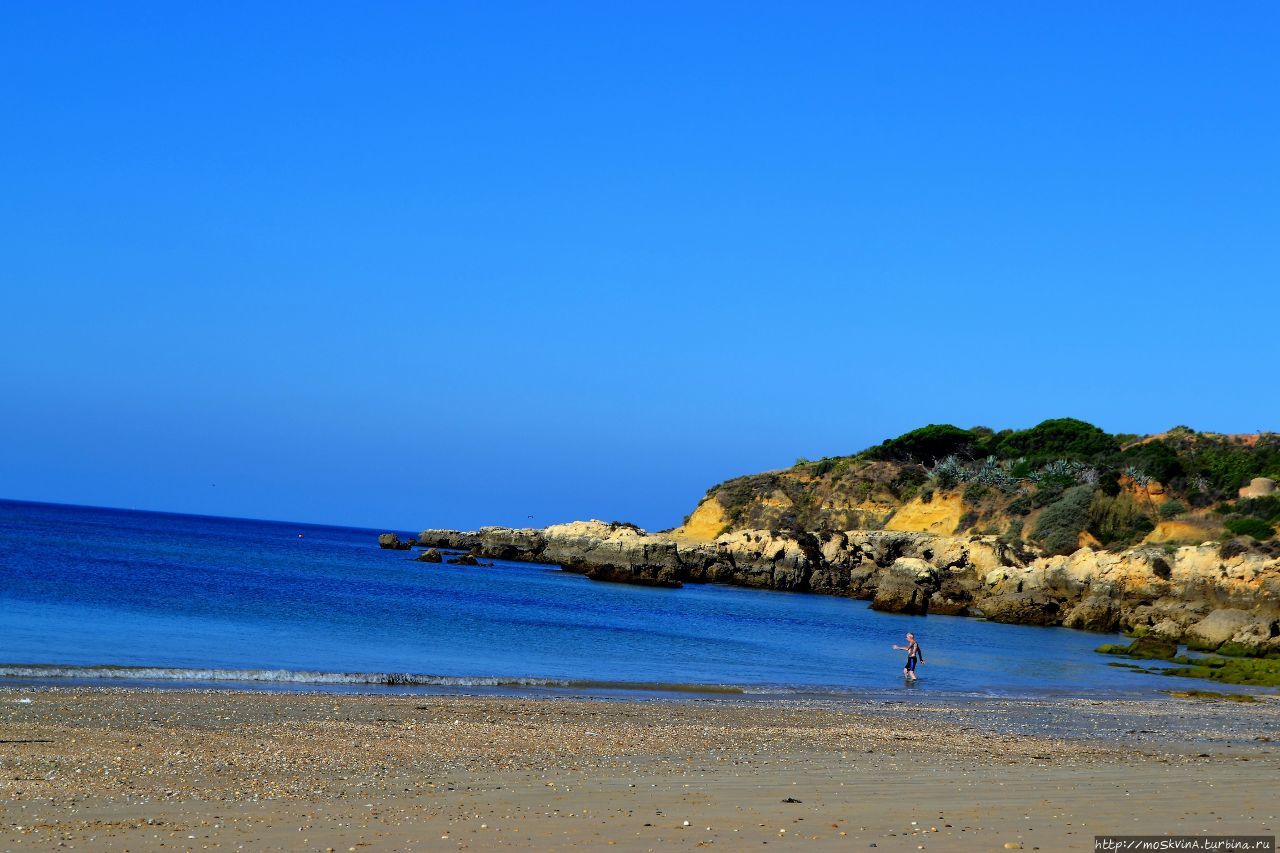 Пляж в Албуфейре, Португалия Албуфейра, Португалия