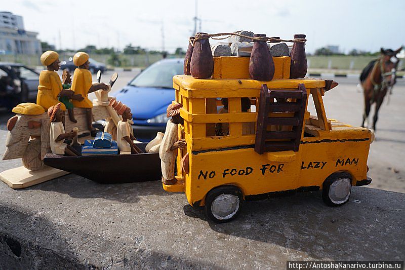Игрушки очень прикольные. Их я еще отдельно побольше покажу как-нибудь.