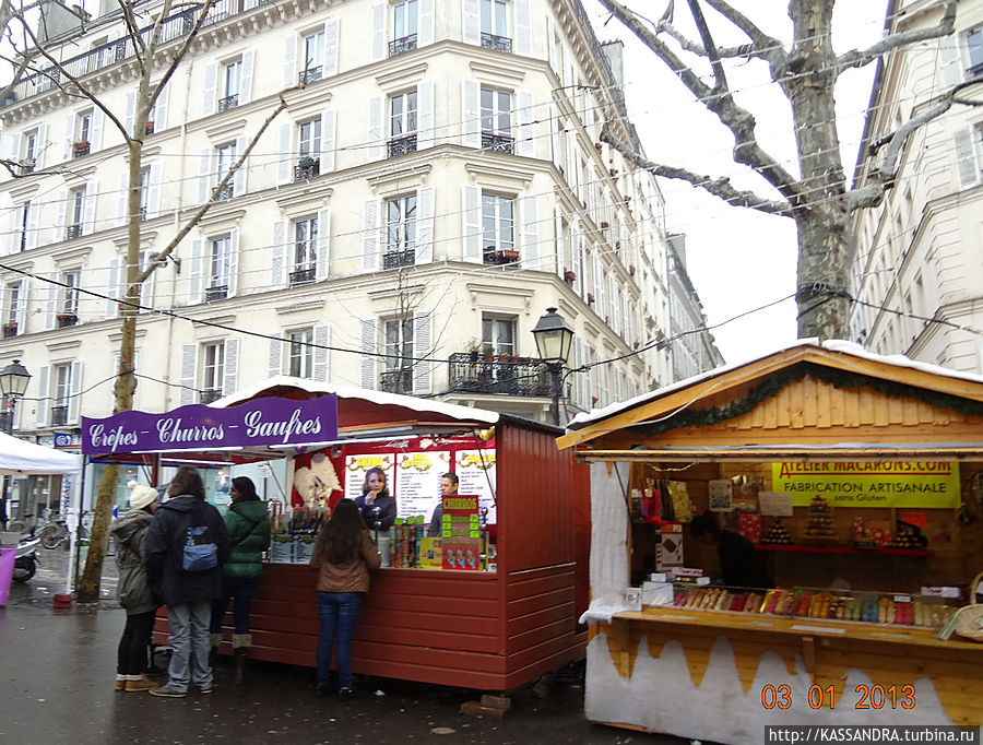 Ар нуво на площади Abbesses Париж, Франция