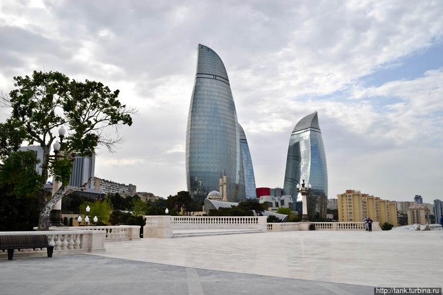 Нагорный парк, стал еще одним открытием Баку, давшим возможность насладиться невероятными видами «Города Ветров». Баку, Азербайджан