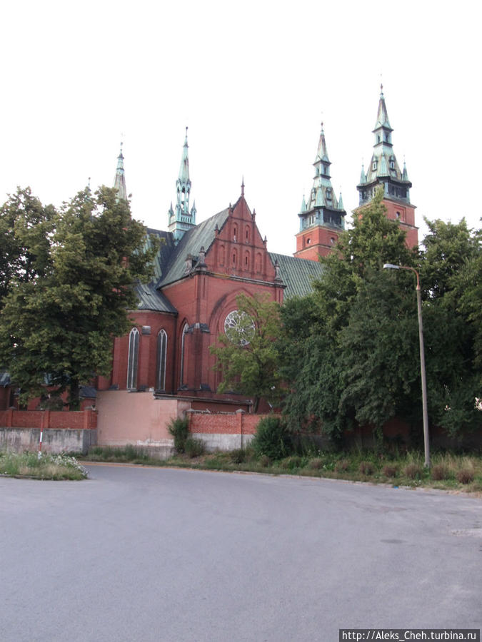 Костел Святого Креста  в Кельцах (Kościół Świętego Krzyża) Кельце, Польша