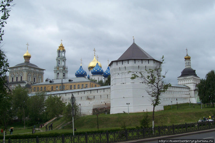 Крепостные стены Сергиев Посад, Россия