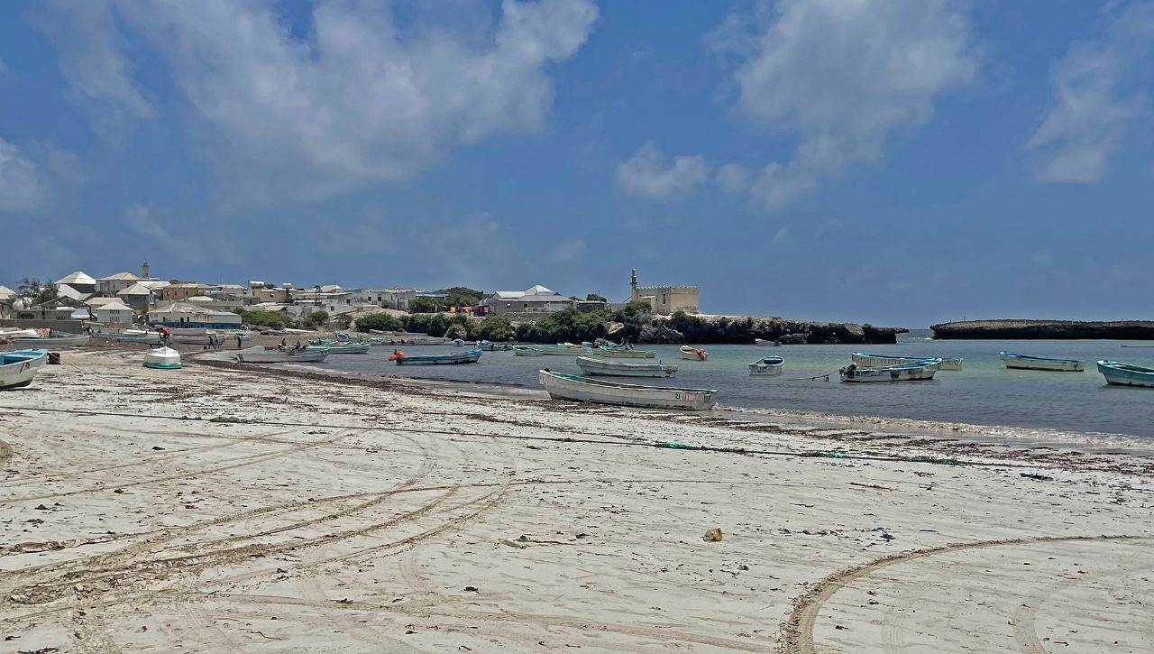 Jazeera — fishing village in Somalia Джазира, Сомали
