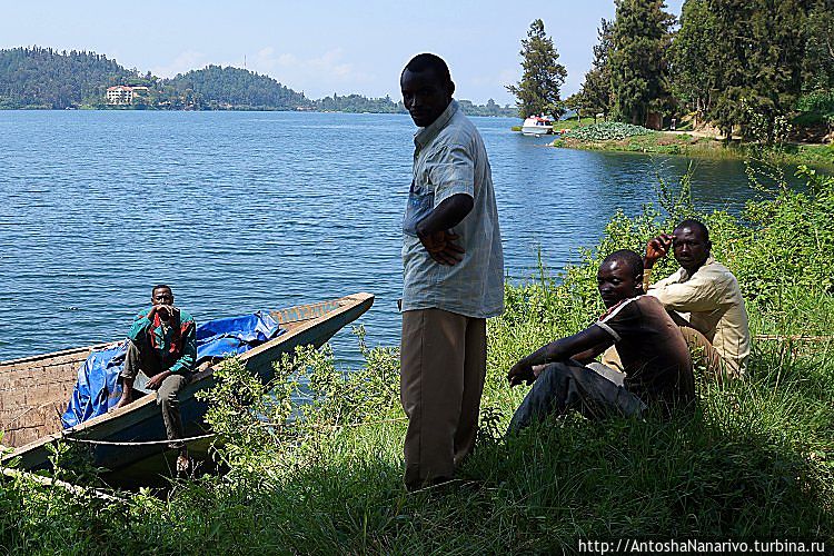 Эти тоже отдыхают Кибюи, Руанда