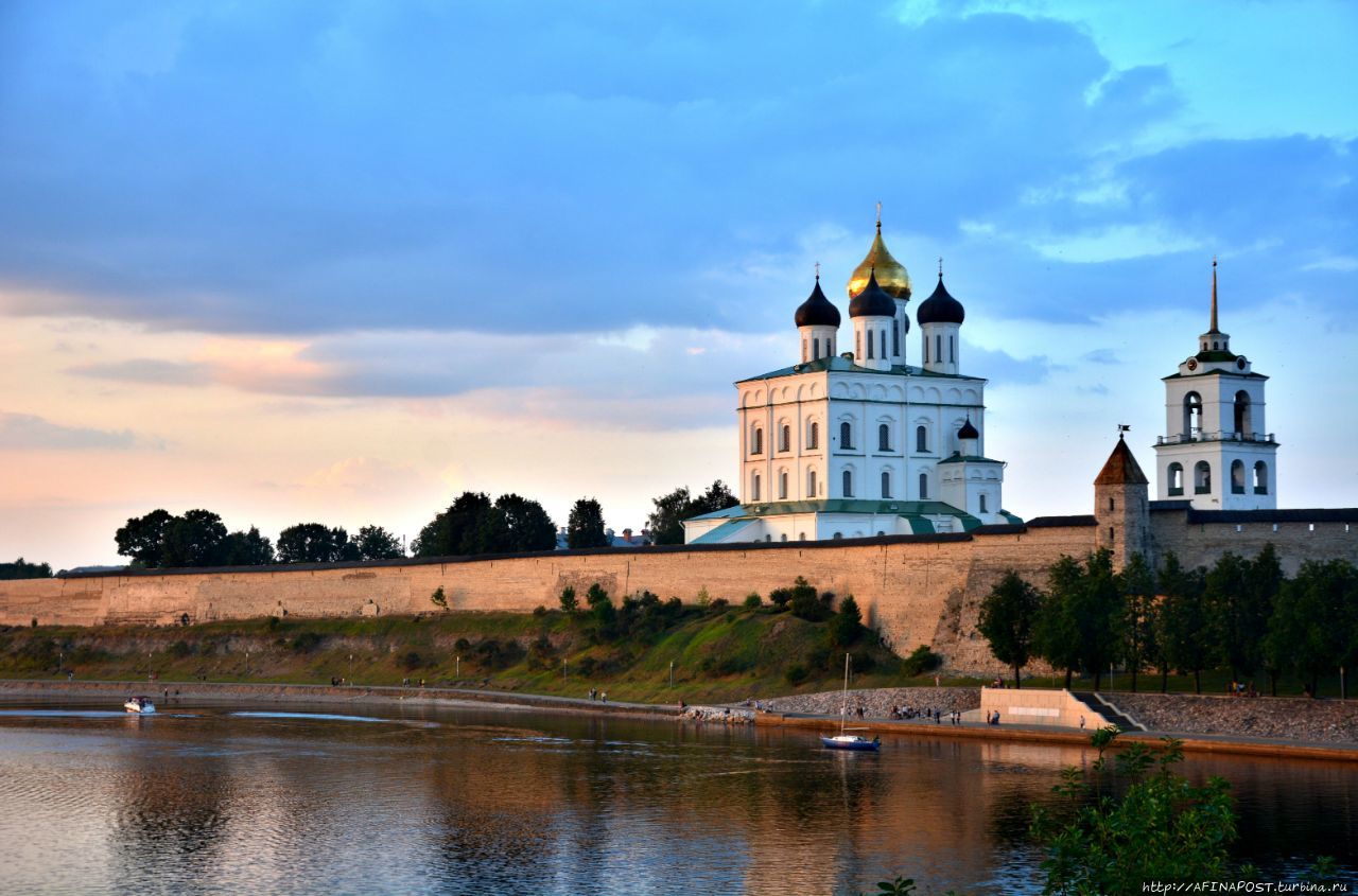 Церковь Успения Богородицы с Пароменья Псков, Россия